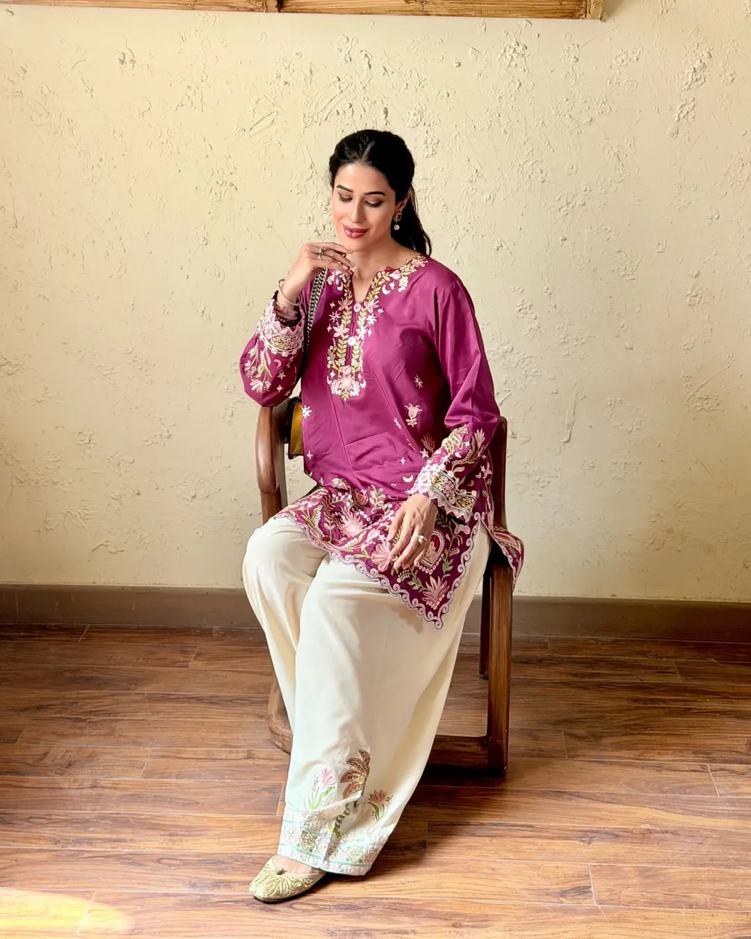 3 Pcs Women's Stitched Cotton Embroidered Suit